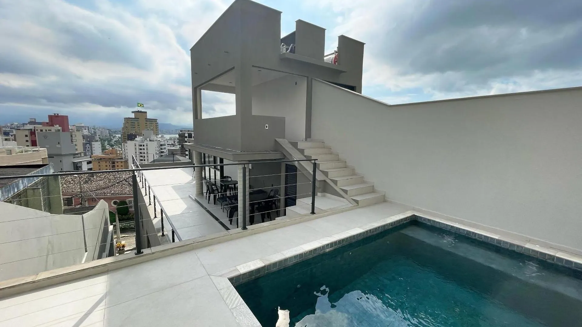 Casa Com Piscina Proximo A Beira Mar Vila Florianópolis